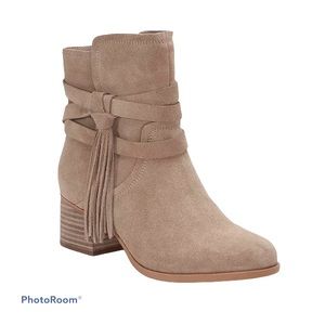 Koolaburra by UGG Tan Kenz Ankle Fringe Boots